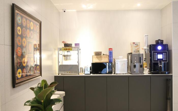 Changwon Brown dot Hotel Palyong