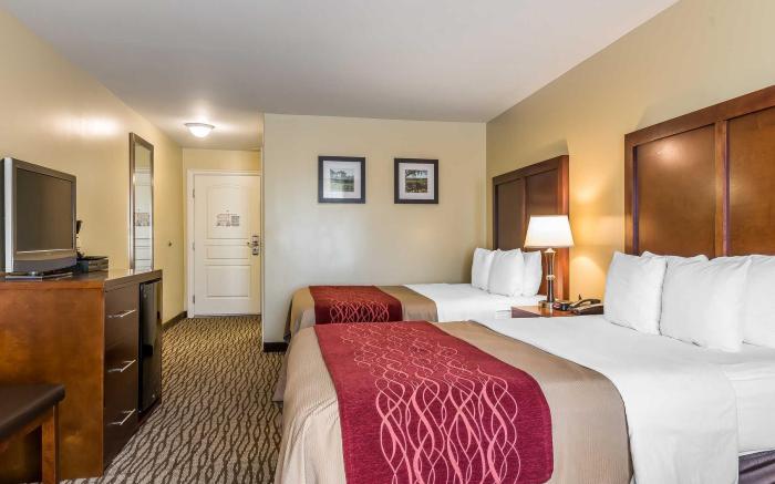 Comfort Inn Pomona near Fairplex