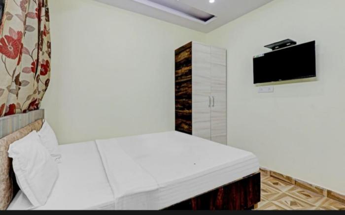 Goroomgo SNA Grand Lucknow