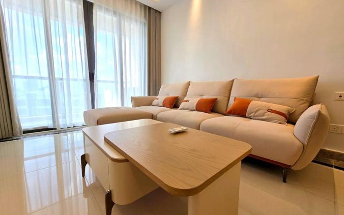 RNF(Brand New)_43 High Floor@Free Parking-Phase 2