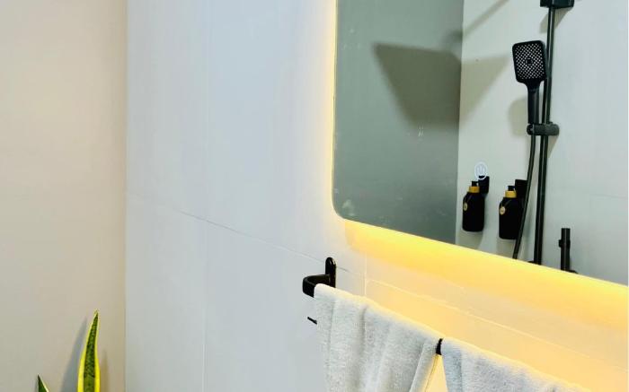 Spacious Transient House Near Nasugbu Beach