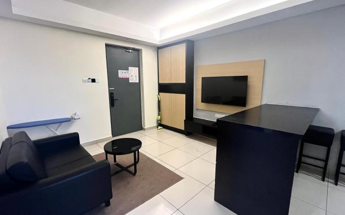 Grand Ion Delemen 4Pax CozySuite Chill 01