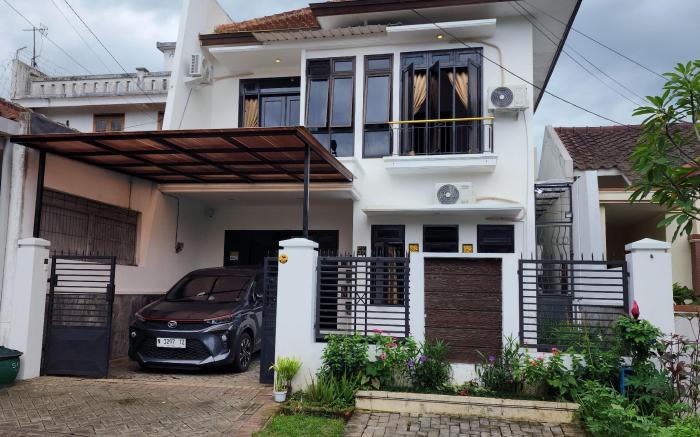 Neomi Homestay 