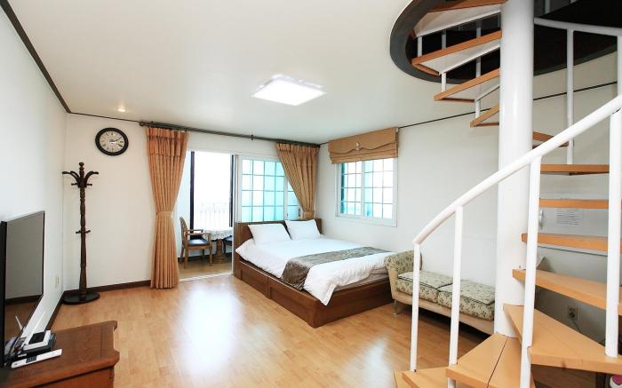 Sea view pension