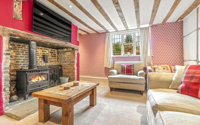 Hunts Cottage - Pet friendly - From £200 Per Night