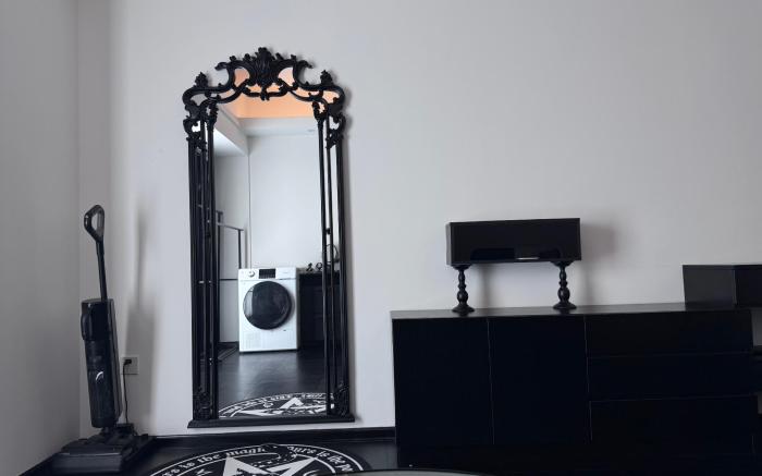 Ophelia's Gothic loft apartment 