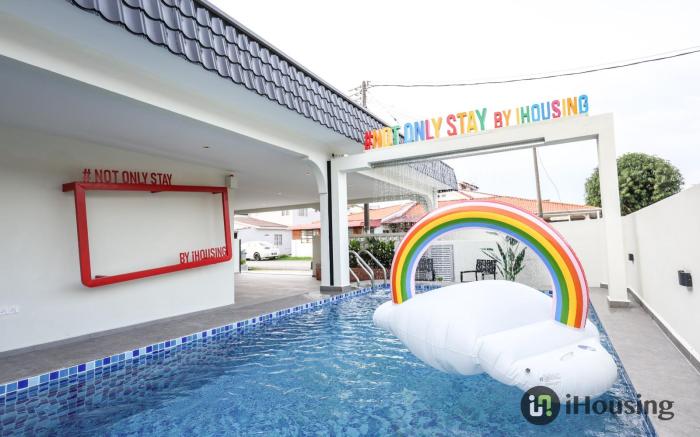 NotOnlyStay Kota Private Pool House By I Housing