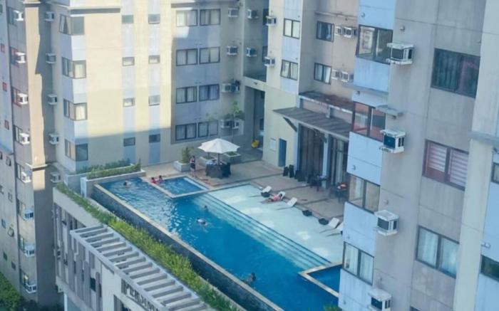 Persimmon Studios Near Ayala Mall & SM Mall Cebu