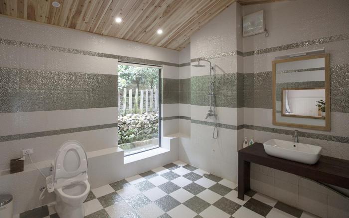 Zen Box House