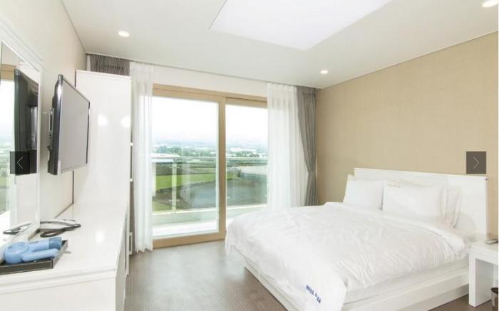 Sea View Hotel