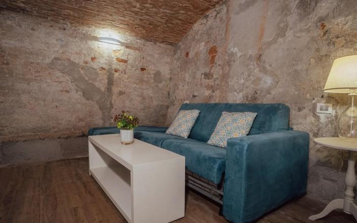 Antonino: Warm Escape Near Florence's Treasures