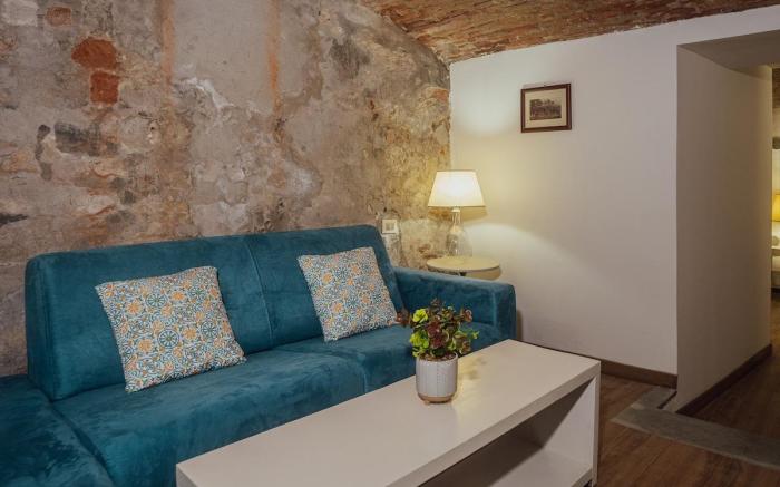 Antonino: Warm Escape Near Florence's Treasures