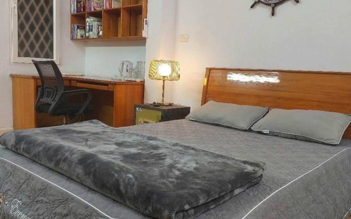 Room Opposite Hochiminh Museum