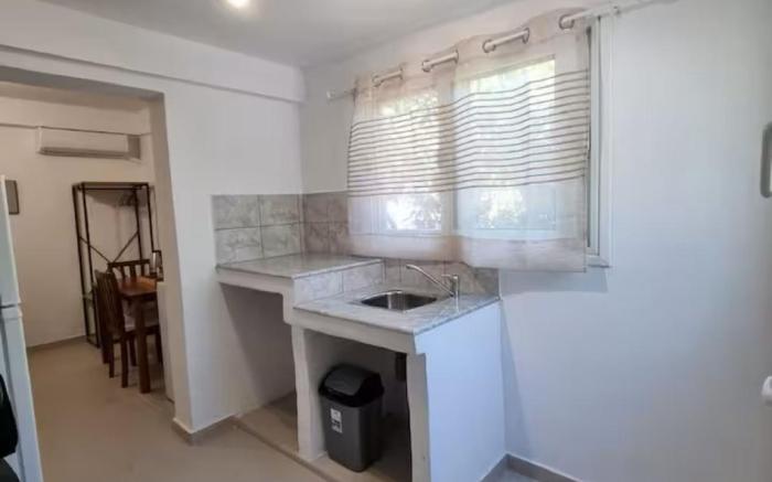 The Garden House in Paradisi