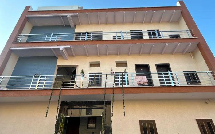 Madhav Guest House