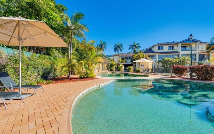 Aqualuna Beach Resort