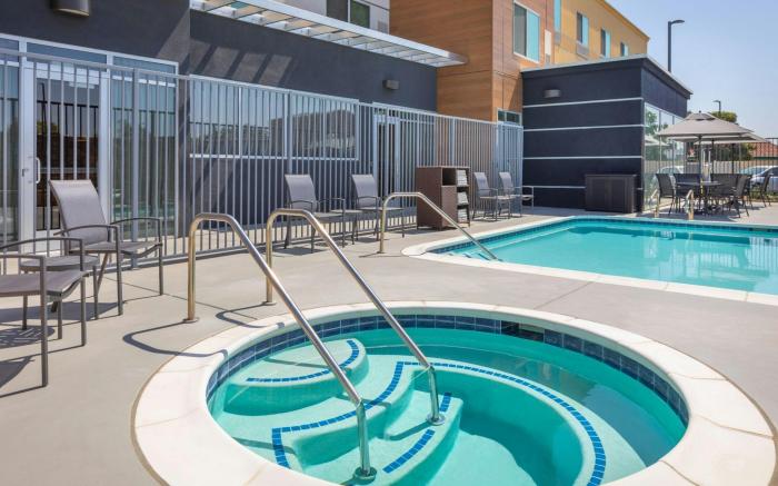 Fairfield by Marriott Inn & Suites Fresno North/Shaw Avenue