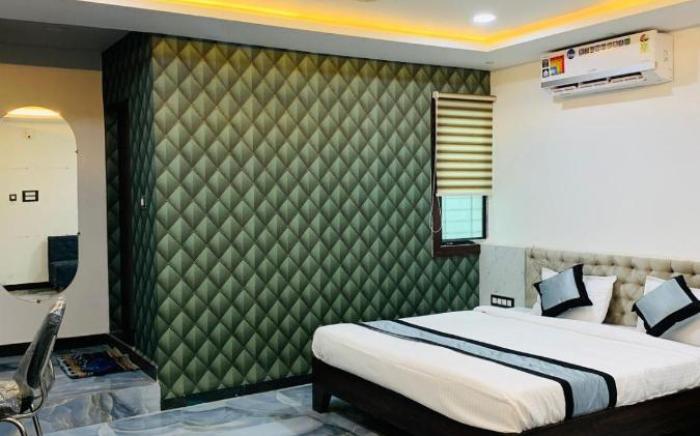 Hotel Stay Well, Pithampur