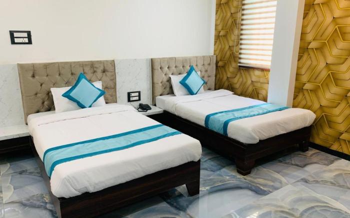 Hotel Stay Well, Pithampur