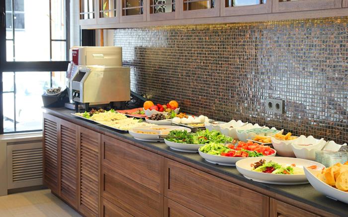 K Suites Hotel