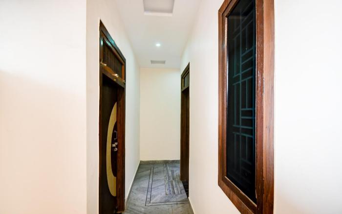 Hotel O Brij Inn and Banquets
