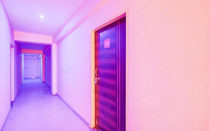 Super Hotel O Radhe Hotel