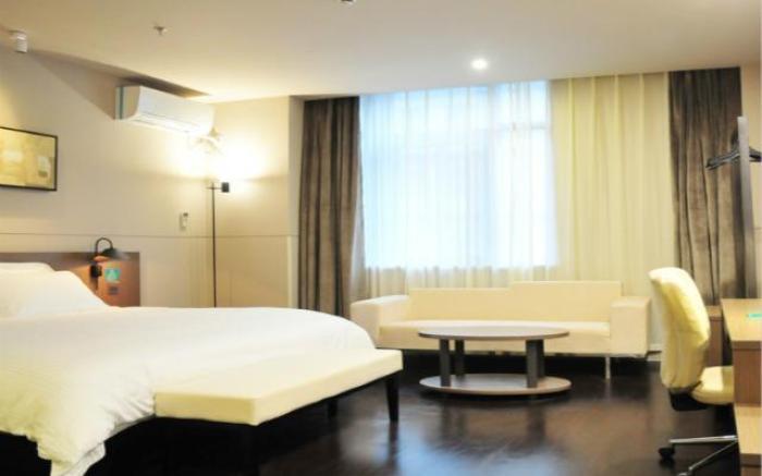Jinjiang Inn Select Suzhou Shengze Dongfang Fangzhicheng