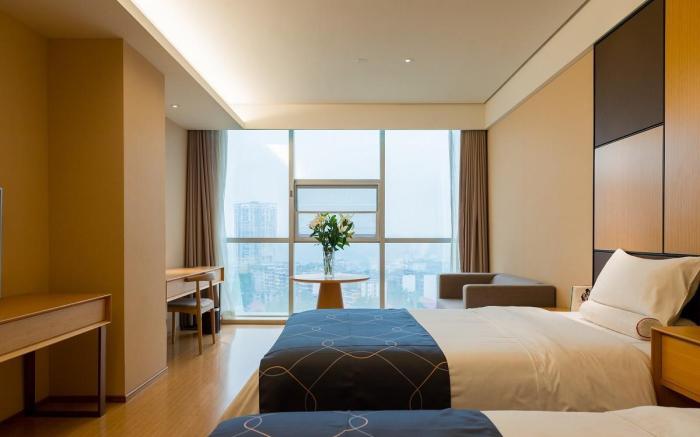 Chonpines Hotels·Leshan Giant Buddha