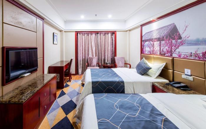 Chonpines Hotels·Xinyu Baoshi Park
