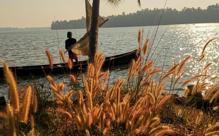 Lake View Homestay