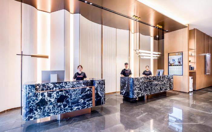 Atour Hotel Yantai Zhifu Station Red Star Macalline