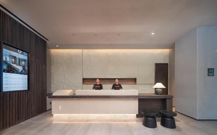 Atour Hotel Zhengzhou Zhenghongcheng Huayuan Road
