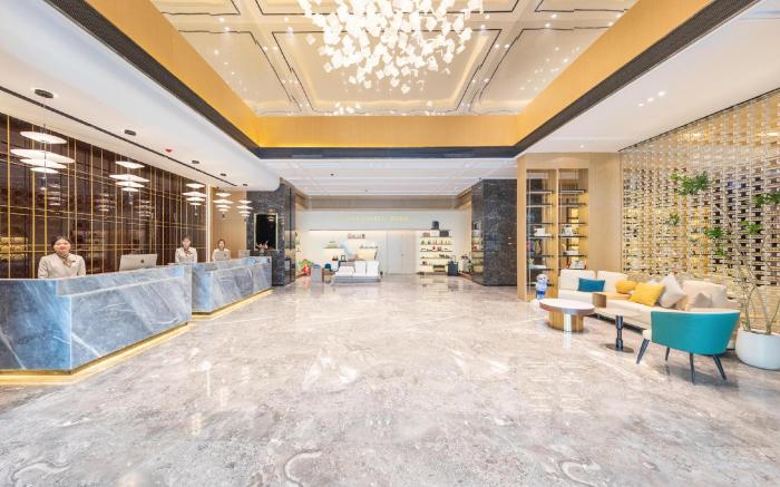 Atour Hotel Hefei Mingzhu Plaza Huijin Business Center