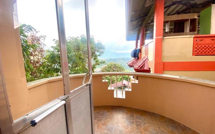Baguio Mountain Villa View. 3 Spacious bedrooms