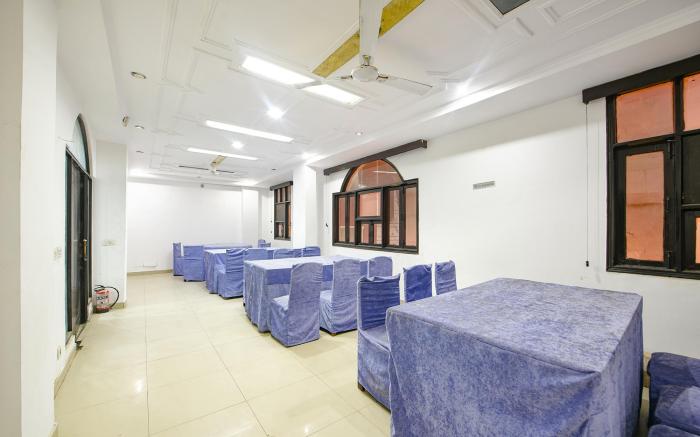 FabHotel Delhi Darbar