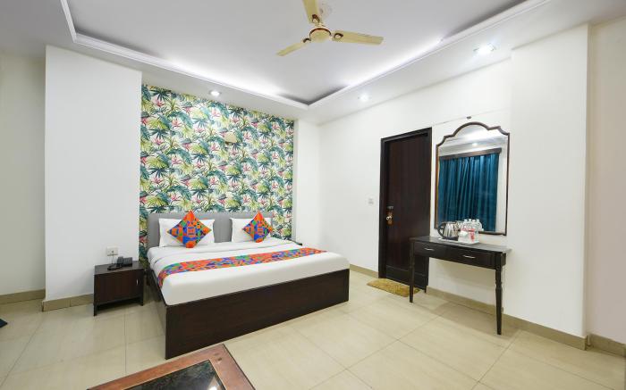 FabHotel Delhi Darbar