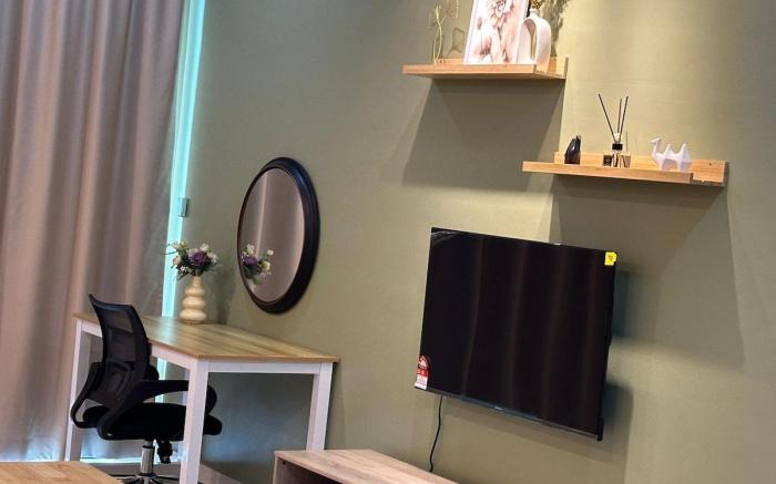 Minimalist Studio Suite