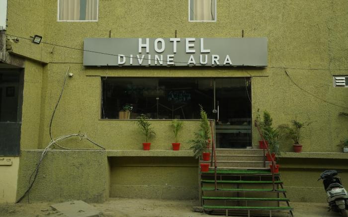 Hotel Divine Aura - A Premium Hotel in Haridwar