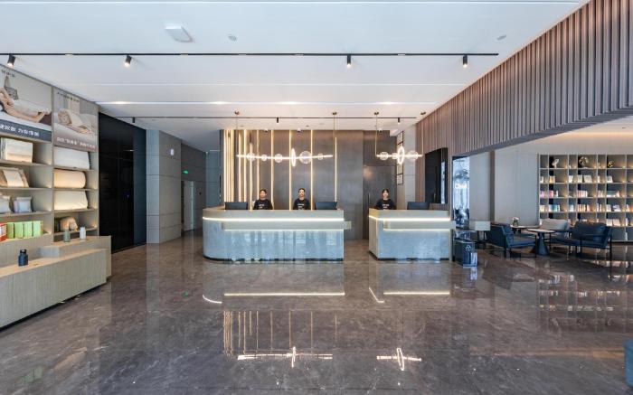 Atour Hotel Tianjin Binhai West Railway Station