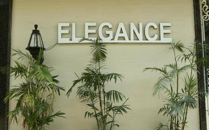 HOTEL ELEGANCE