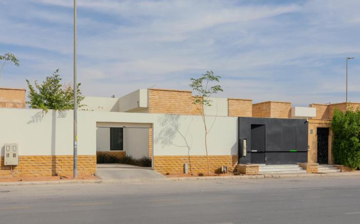 Portal Chalets With Private Pool - Al-Rawda (R1)