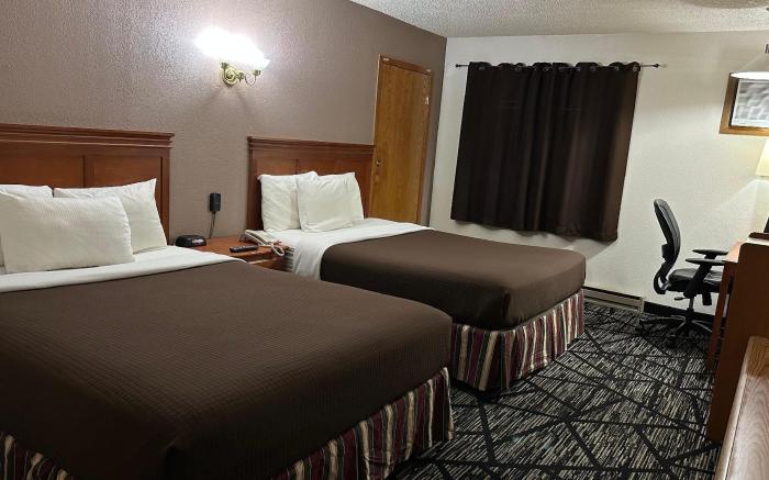 Woodland Inn & Suites