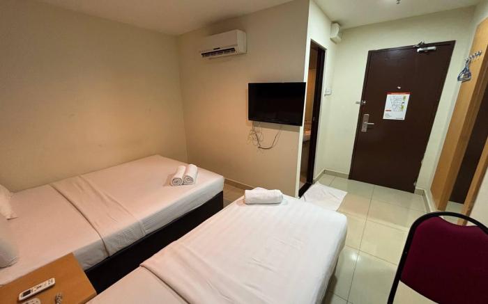 Signature Hotel Puchong 3Pax NearSetiaWalk 36