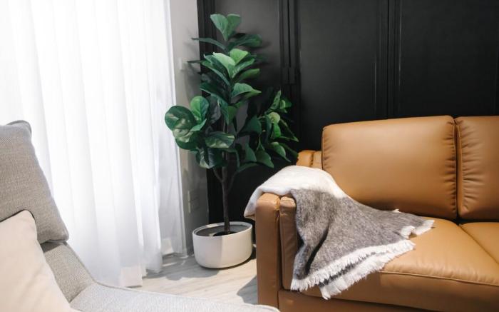 wari B. 3BR Penthouse (4th fl) 30 sec. to BTS