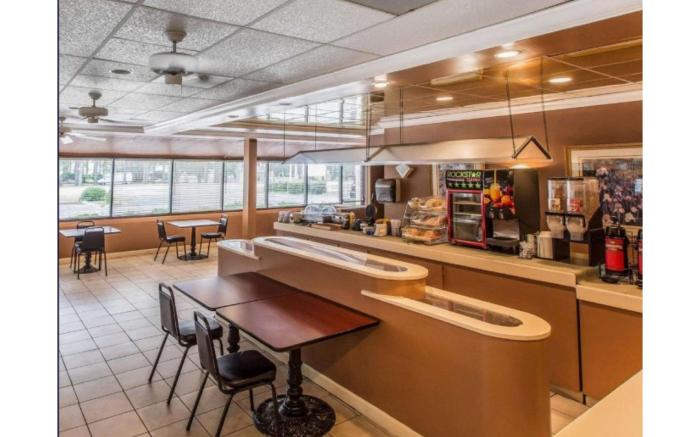 Travelers Inn By OYO US-441 