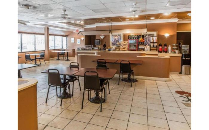 Travelers Inn By OYO US-441 