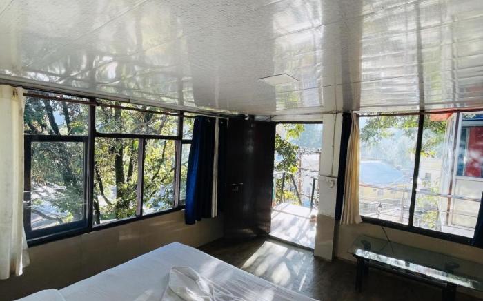 Goroomgo Kgn Guest House Nainital