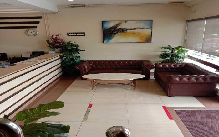 OYO 91158 Cozy Fox Hotel