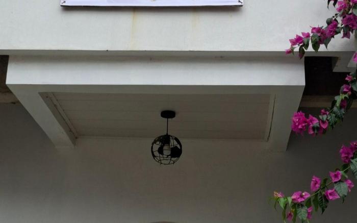 Fullhouse homestay penginapan cottage bukittinggi