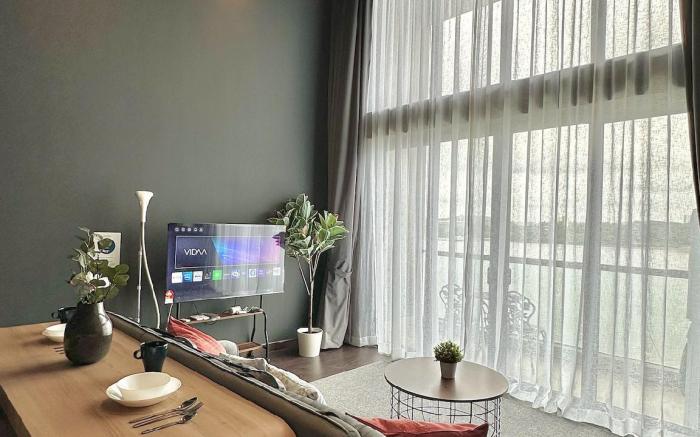 Duplex•R&F SeineRegion/7Pax•SofaBed/BalconySeaView